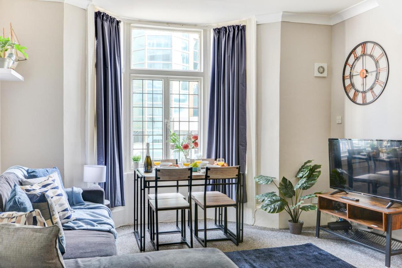 2 Bedroom Apartment - Queens Square Flat 1 Brighton ภายนอก รูปภาพ