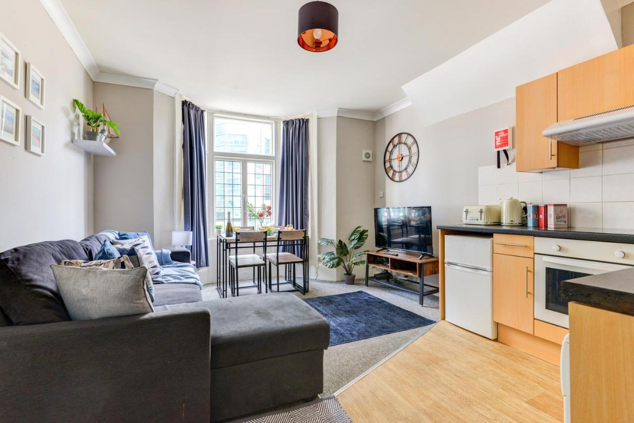 2 Bedroom Apartment - Queens Square Flat 1 Brighton ภายนอก รูปภาพ